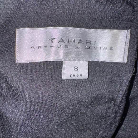 TAHARI Women’s SZ 6 Elegant Black Floral Lace Prom Dress Bateau Neckline - Picture 7 of 7